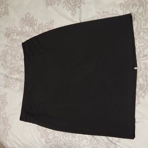 Black New York and Co pencil skirt. Size 10.